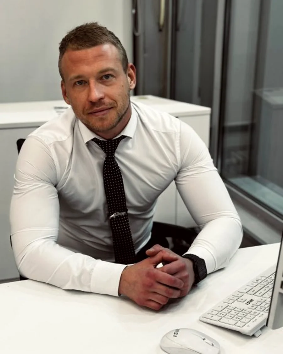 Юрий Кулаков